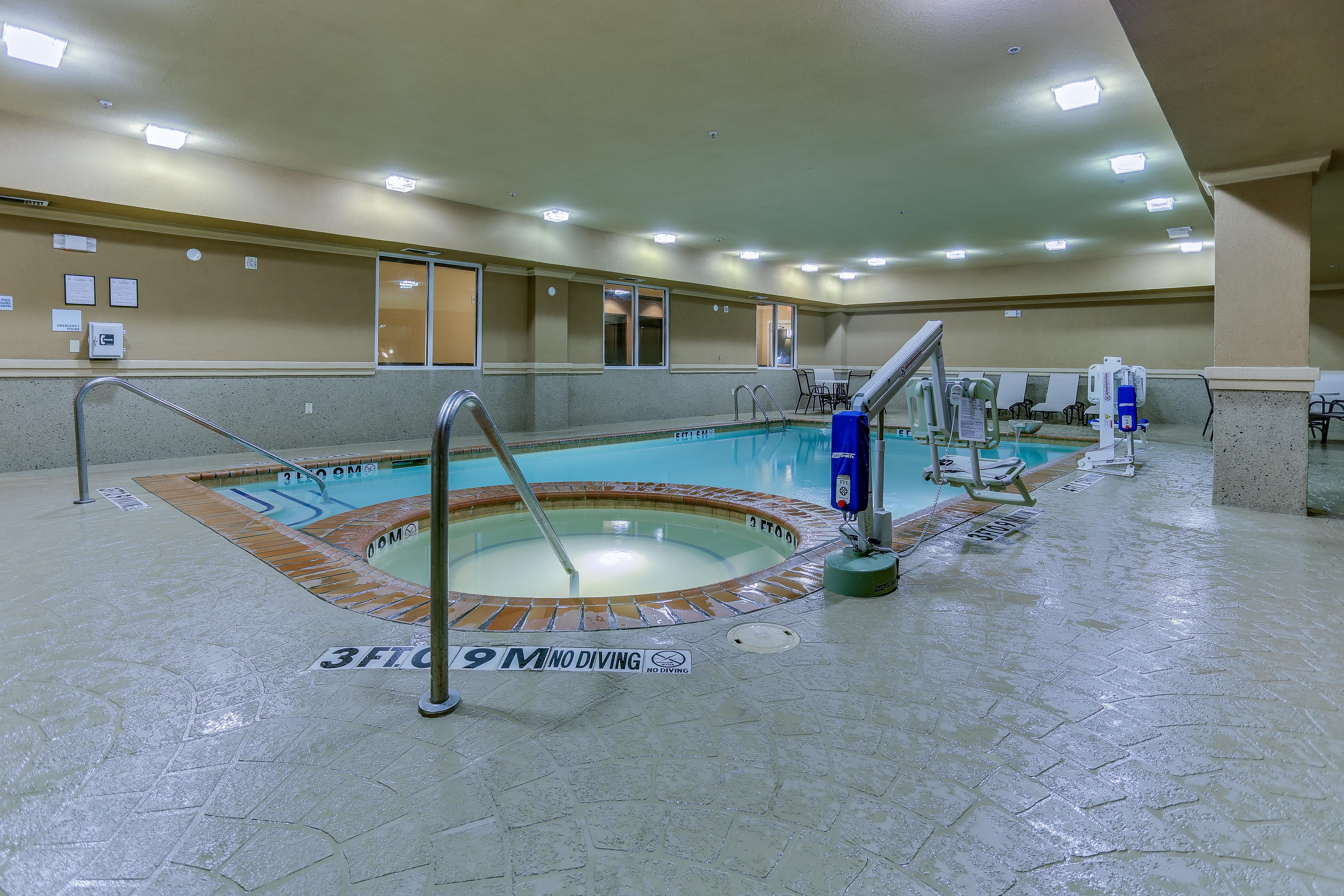 Holiday Inn Express Hotel & Suites Huntsville By Ihg Exteriér fotografie
